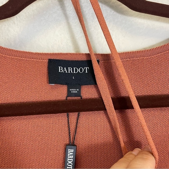 NWT Bardot Copper Maxwell Long Sleeve Cut Out Knit Top Size L - Picture 3 of 9